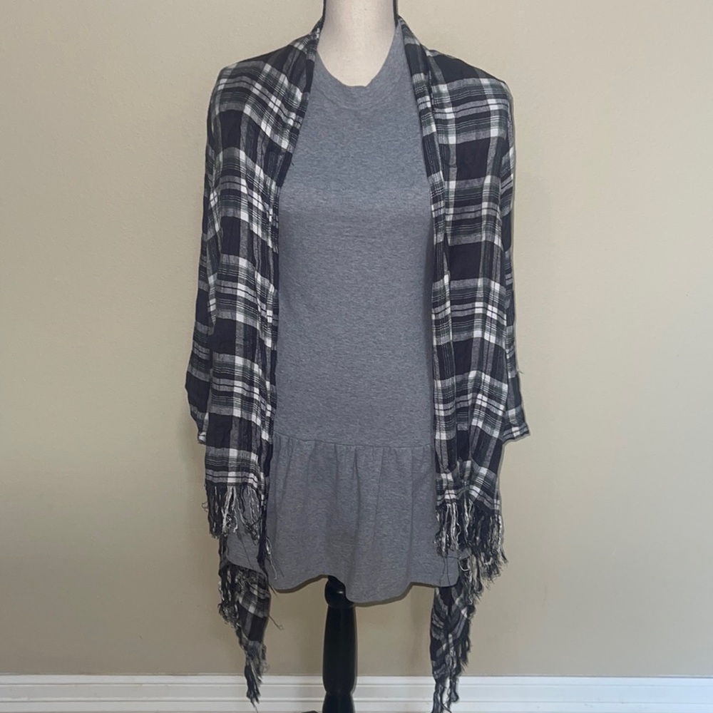 Rare Editions Gray dress with flannel